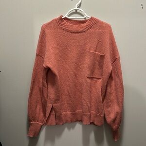 Abercrombie and fitch coral sweater size M
